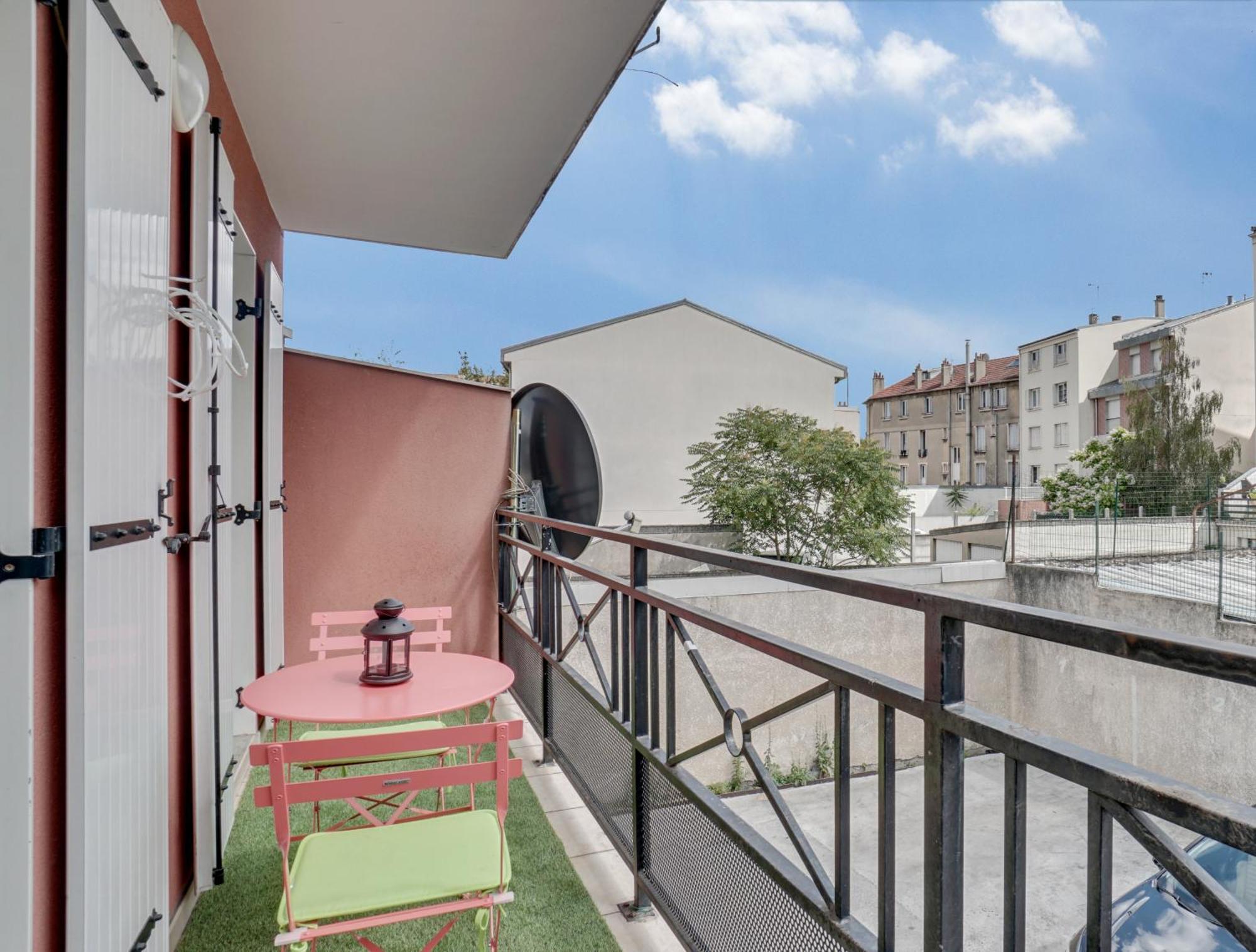 Chic Apart With Parking Near Paris オーベルヴィリエ エクステリア 写真